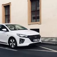 Hyundai Ionig PHEV: Nadšený hybrid