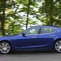 Maserati Ghibli S Q4 Gran Lusso: Divoká romance po italsku