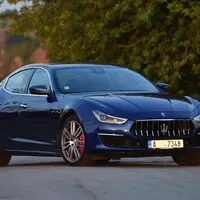 Maserati Ghibli S Q4 Gran Lusso: Divoká romance po italsku