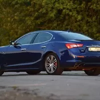 Maserati Ghibli S Q4 Gran Lusso: Divoká romance po italsku