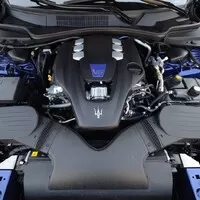 Maserati Ghibli S Q4 Gran Lusso: Divoká romance po italsku