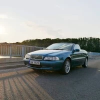 Za volantem: Volvo C70 Convertible 2.0 LPT - Když krabice začala být sexy