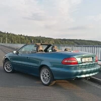 Za volantem: Volvo C70 Convertible 2.0 LPT - Když krabice začala být sexy