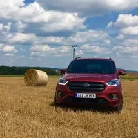 Ford Kuga 1.5 Ecoboost ST-Line: Rodinný rychlík