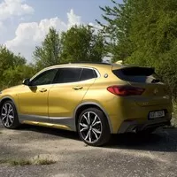 BMW X2 25d xDrive: Škatulka, která se vysmívá škatulkování