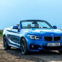BMW 230i convertible - letní vycházková obuv