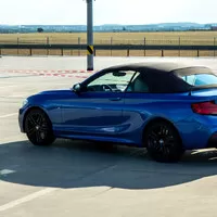 BMW 230i convertible - letní vycházková obuv