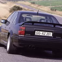 Lotus Omega: Trochu jiný Opel
