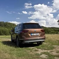 Volkswagen Tiguan Allspace 2.0 BiTDI: Jednoho Kodiaka s oblohou, prosím