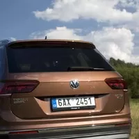Volkswagen Tiguan Allspace 2.0 BiTDI: Jednoho Kodiaka s oblohou, prosím