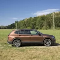 Volkswagen Tiguan Allspace 2.0 BiTDI: Jednoho Kodiaka s oblohou, prosím