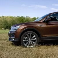 Volkswagen Tiguan Allspace 2.0 BiTDI: Jednoho Kodiaka s oblohou, prosím