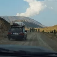 Mongol Rally 2018 část 4.: O Paykanech, íránských řidičích a růžové vodě