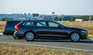 Recenze & testy: Volvo V90 T4: Pohodlně se usaďte...