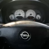 Hrdinové za babku: Opel Astra OPC 1
