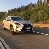 Lexus RX 450h: Vítejte na palubě