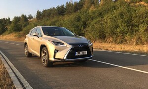 Recenze & testy: Lexus RX 450h: Vítejte na palubě