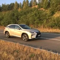 Lexus RX 450h: Vítejte na palubě
