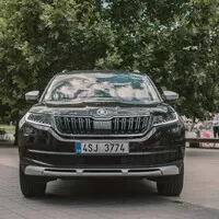 Škoda Kodiaq Scout 2.0 TSI: Průzkumník v teniskách