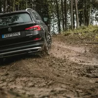 Škoda Kodiaq Scout 2.0 TSI: Průzkumník v teniskách