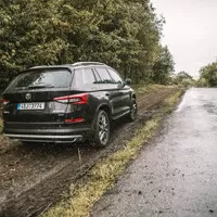 Škoda Kodiaq Scout 2.0 TSI: Průzkumník v teniskách