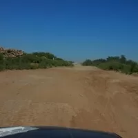 Mongol Rally 2018 část 6. : O driftující Sieře, noci v pivovaru a rezavých lodích