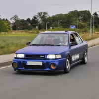 Mazda 323 V6 K8: Mámin sedan