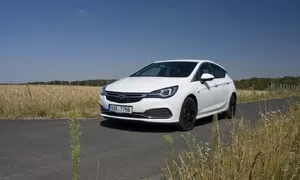 Recenze & testy: Opel Astra 1.6 Turbo: Jedno auto pro všechny