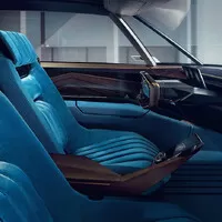 Peugeot e-LEGEND: Nový koncept má ukázat, že budoucnost elektromobility nemusí být nuda