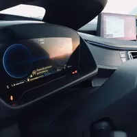 BMW i8 Roadster: Úplně jiný supersport