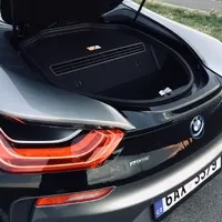 BMW i8 Roadster: Úplně jiný supersport