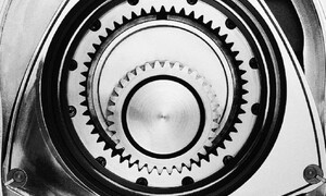 Novinky: Rotačního motoru od Mazdy se dočkáme do dvou let. Bude pohánět úsporné hybridy.