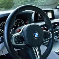 BMW M5: Strach, rychlost a láska