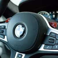 BMW M5: Strach, rychlost a láska