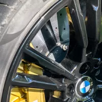 BMW M5: Strach, rychlost a láska