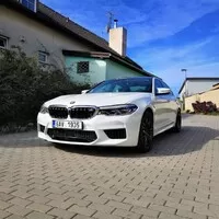 BMW M5: Strach, rychlost a láska