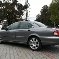 Jaguar X-Type 3.0 V6 - Za volantem opovrhovaného levobočka
