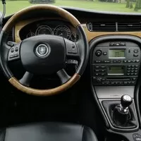 Jaguar X-Type 3.0 V6 - Za volantem opovrhovaného levobočka