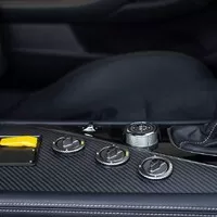 Infiniti Project Black S: Hybridní supersport využívá technologie z Formule 1