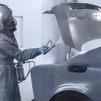Z výrobní linky v Göteborgu právě sjíždí první exempláře kupé Polestar 1