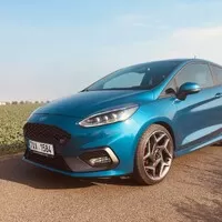 Ford Fiesta ST čili život štěněte