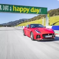 Jaguar Trackday 2018: Krocení divokých šelem