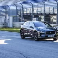 Jaguar Trackday 2018: Krocení divokých šelem