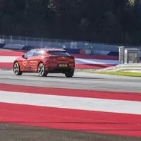 Jaguar Trackday 2018: Krocení divokých šelem
