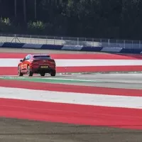 Jaguar Trackday 2018: Krocení divokých šelem