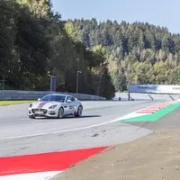 Jaguar Trackday 2018: Krocení divokých šelem