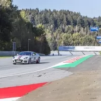 Jaguar Trackday 2018: Krocení divokých šelem