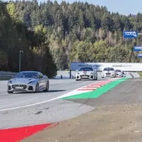 Jaguar Trackday 2018: Krocení divokých šelem
