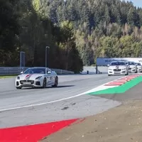 Jaguar Trackday 2018: Krocení divokých šelem