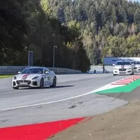Jaguar Trackday 2018: Krocení divokých šelem